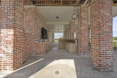 Prime waterfront home in Riverview situated on a rare double lot - photo 24