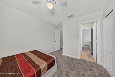 Welcome to this beautifully maintained 3-bedroom, 3-bathroom - photo 24