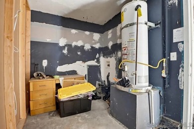 Opportunity for those who are looking for a large lot to add an - photo 30