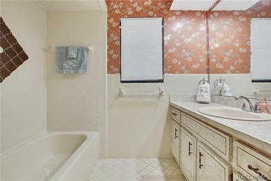 Exceptional character in Sugarmill Woods - Cypress Village - photo 33