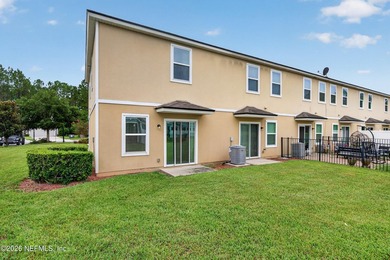 Welcome to this beautifully maintained 3-bedroom, 3-bathroom - photo 35