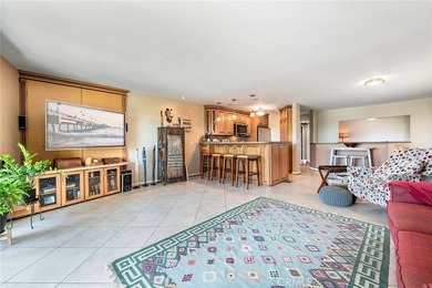 Spectacular Two-story home located 1 block from the beach. This - photo 7