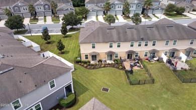 Welcome to this beautifully maintained 3-bedroom, 3-bathroom - photo 43