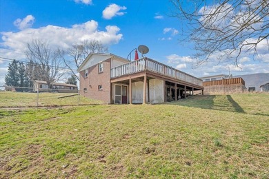 This one-level brick ranch offers plenty of potential and is - photo 47