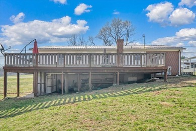 This one-level brick ranch offers plenty of potential and is - photo 48