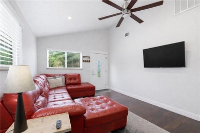 This Beaver Lake gem is the total package and is perfect for a - photo 5