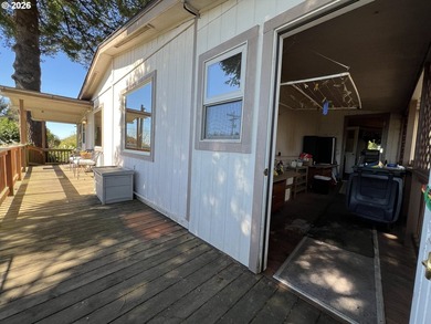 Coastal Comfort - 97967 Hallway Rd, Harbor, OR 97415 ON REAL - photo 7