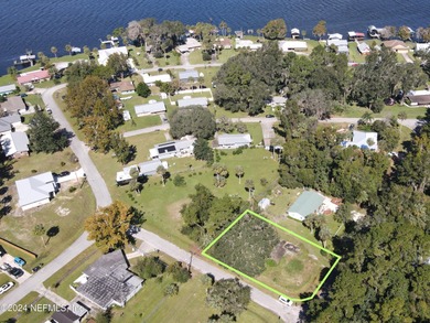 St. Johns River Lot For Sale in Satsuma Florida