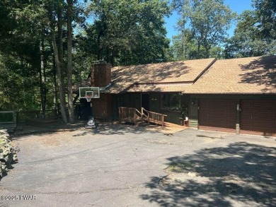 Lake Home For Sale in Dingmans Ferry, Pennsylvania
