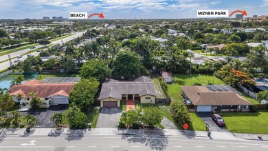 Prime East Boca opportunity! This 6 bedroom, 4 bath pool home - photo 2