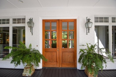 Located on a quite cul-de-sac within the private, gated golf - photo 3