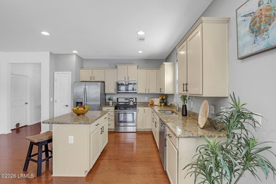 Natural Gas Cooking, Hardwood Floors, Gas Fireplace, Tankless - photo 13