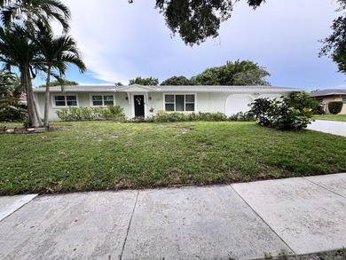 Welcome home! A rare opportunity in the heart of the Palm Beach - photo 16