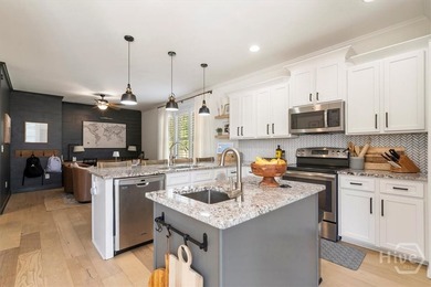 Welcome home to this stunning Oconee County retreat, perfectly - photo 19