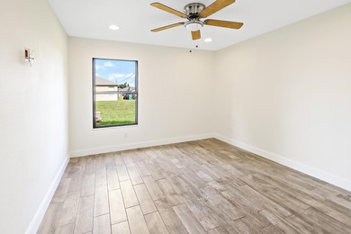 A 2026 roof, gorgeous quartz countertops in the kitchen, and - photo 10