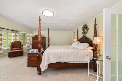 Welcome to waterfront living in the desirable Arrowhead Beach - photo 22