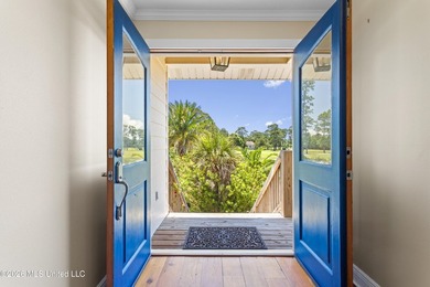 Waterfront living just off Mallini! This 3-bedroom, 2.5-bath - photo 6