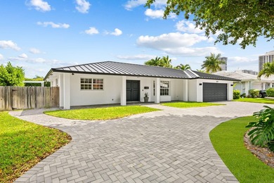 Nestled in Bermuda Riviera, this updated one-story residence - photo 3