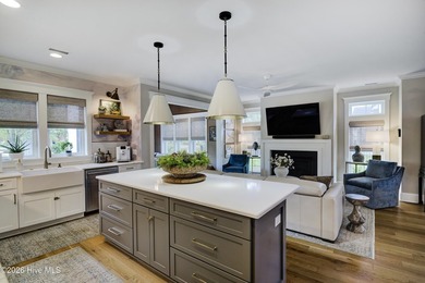 Exquisite Single-Family Home in a Gated Community in Olde - photo 22