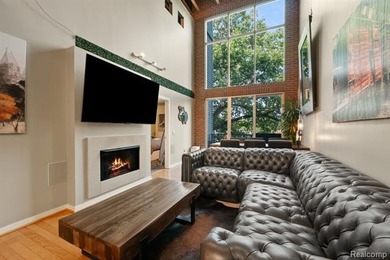 Just SNAP and you're in downtown Royal Oak! Nearly 1,800 square - photo 8