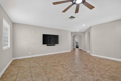 Discover the perfect blend of luxury, privacy, and - photo 9
