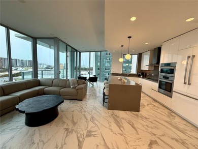 Welcome to Reflection St. Pete, where luxury living meets - photo 4