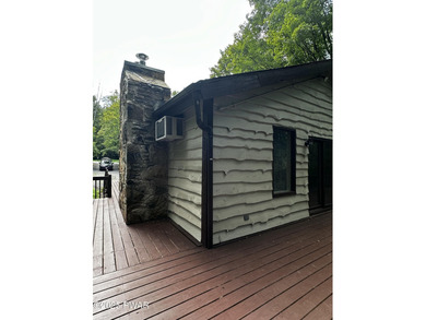 This rustic and fully renovated retreat offer to be a forever - photo 8