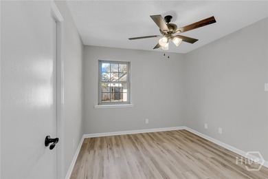 Fantastic opportunity! Discover this beautifully updated - photo 18