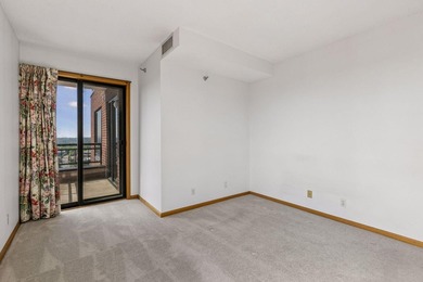 Perched on the 38th floor of Airye Tower, this spacious - photo 23