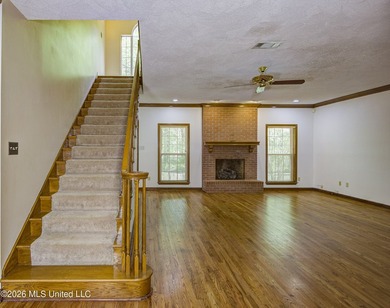 Welcome home to this tranquil retreat, built in 1991 and still - photo 6