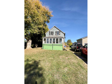Opportunity knocks at 74 Cook Street! This three-bedroom home - photo 1
