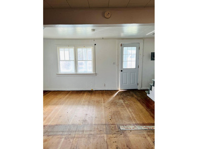 Opportunity knocks at 74 Cook Street! This three-bedroom home - photo 7