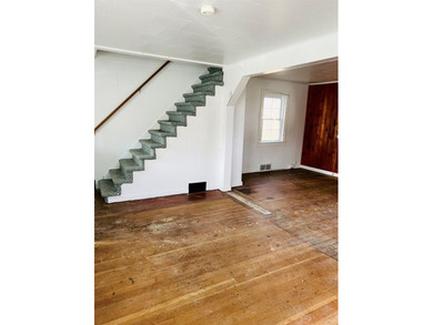 Opportunity knocks at 74 Cook Street! This three-bedroom home - photo 8