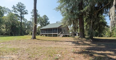 Hog Island encompasses approximately 950 acres of pristine - photo 5