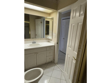 Welcome to the Twin Lakes South Condos in Stuart. This active - photo 10