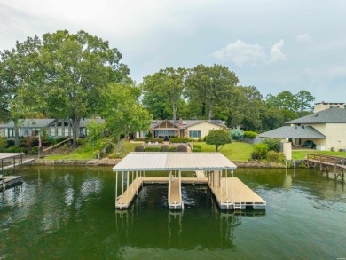 Lake Home For Sale in Hot Springs, Arkansas