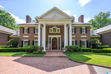 8.5 acre estate w/impeccable Georgian architecture set within a - photo 5
