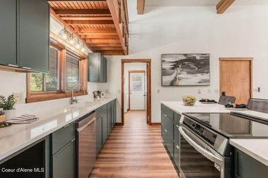 Your North Idaho dream! Renovated 5 bed, 3 bath home on 2+ - photo 11