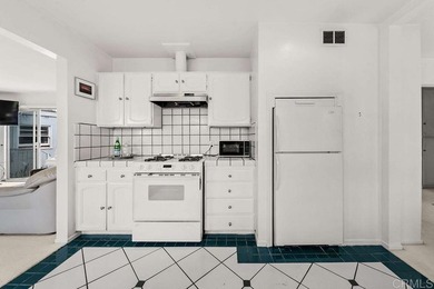 First time on the market in 50 years! Located in the desirable - photo 16