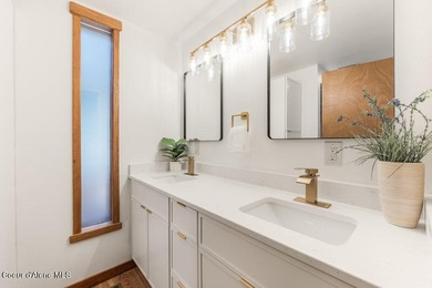 Your North Idaho dream! Renovated 5 bed, 3 bath home on 2+ - photo 17