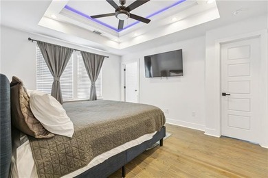 A GEM in Gentilly! Modern 3 bedroom 2 bathroom recent renovation - photo 4