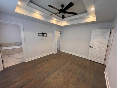 A GEM in Gentilly! Modern 3 bedroom 2 bathroom recent renovation - photo 5