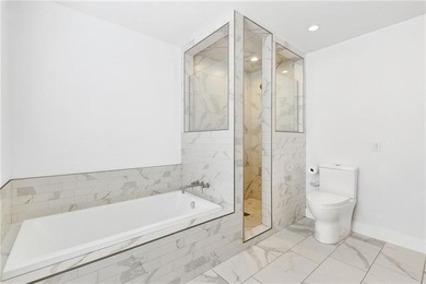 A GEM in Gentilly! Modern 3 bedroom 2 bathroom recent renovation - photo 7