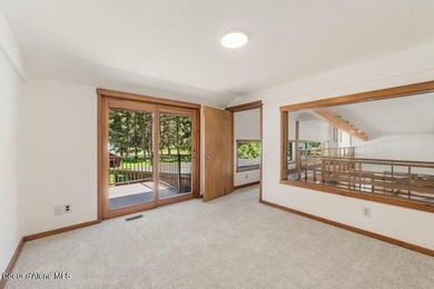 Your North Idaho dream! Renovated 5 bed, 3 bath home on 2+ - photo 30
