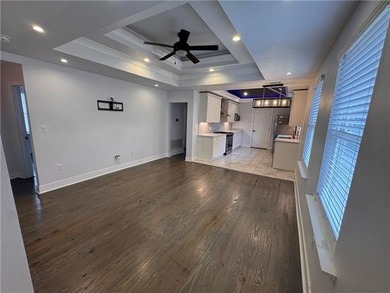 A GEM in Gentilly! Modern 3 bedroom 2 bathroom recent renovation - photo 10