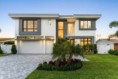Imagine living just blocks from the action of Mizner Park and - photo 3