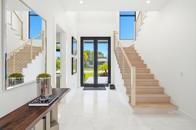 Imagine living just blocks from the action of Mizner Park and - photo 4