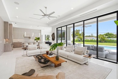 Imagine living just blocks from the action of Mizner Park and - photo 9