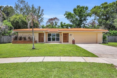 Welcome to this well-maintained CBS home situated on a spacious - photo 2