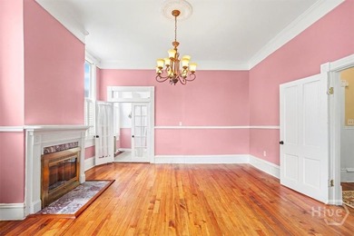 A rare offering in Savannah's coveted Victorian District, 1007 - photo 8